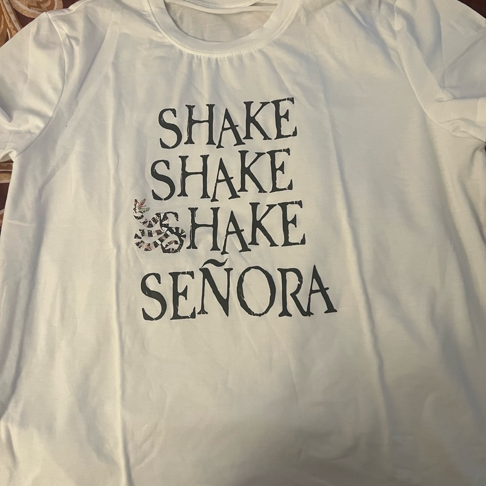 Beetlejuice Shake Shake Shake Senora T-shirt